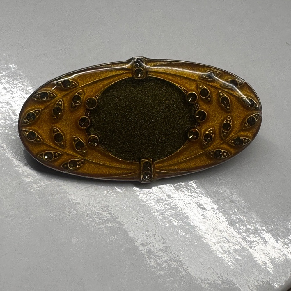 Catherine Popesco vintage enamel pin